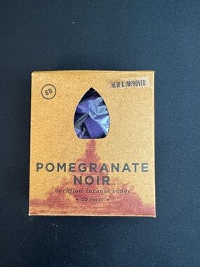 Pomegranate Noir Backflow Incense Cones (20pieces)